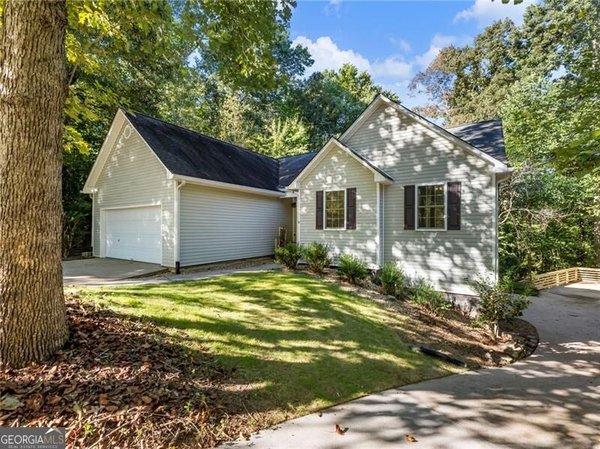 8765 Covestone Drive Gainesville