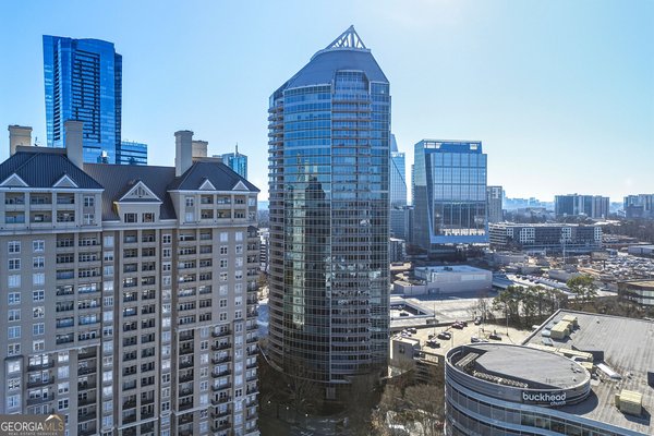 3338 Peachtree Road, Atlanta