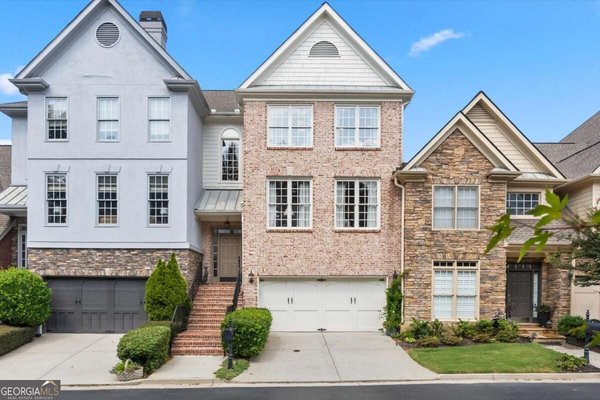 main picture of 184 Mystic Court, Sandy Springs