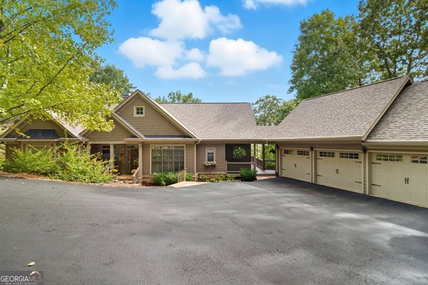 121 Hyacinth Hill Drive, Big Canoe