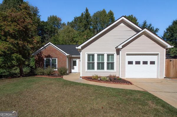 110 Spring Lake Point, Athens