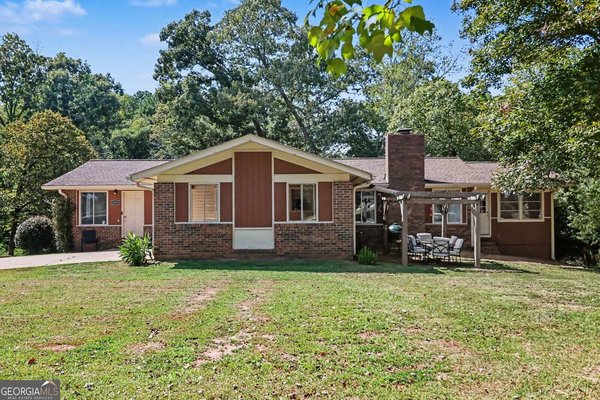5829 Clarks Bridge Road Clermont