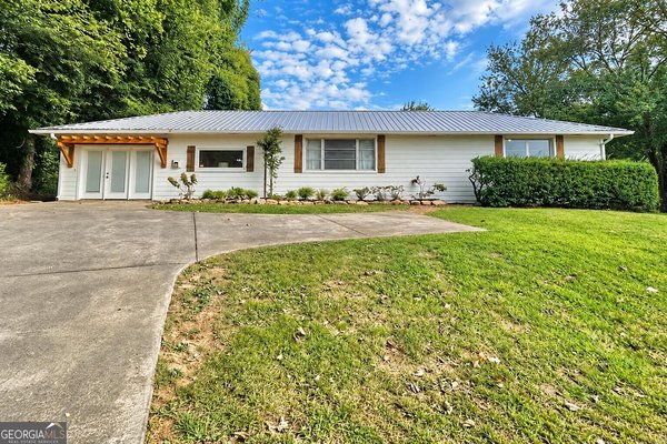 498 Cedar Street Dalton