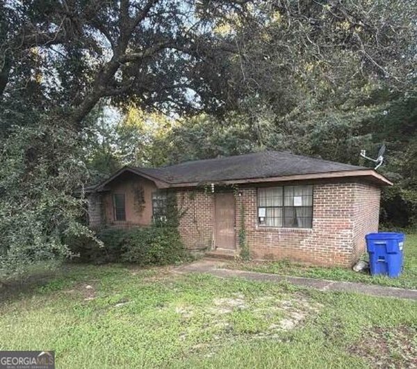 106 Arrowhead Drive Troy