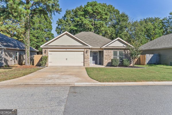 102 Hughes Drive Warner Robins