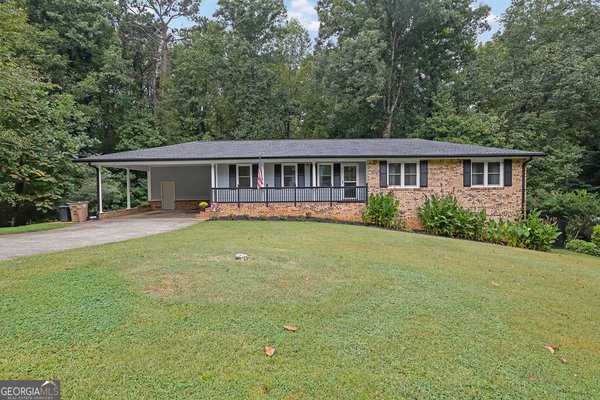 5041 Fitts Drive Roswell