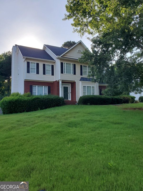 3819 Martingale Drive Conyers