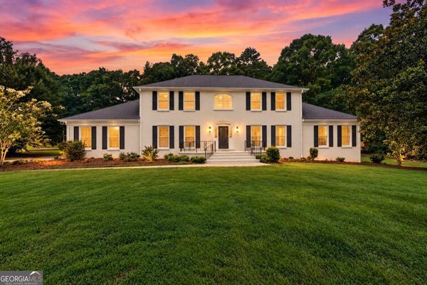 560 Hawthorne Drive Fayetteville
