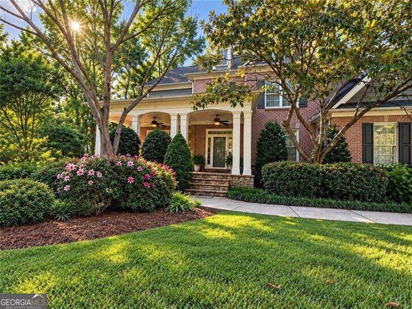 1883 Brackendale Road Kennesaw