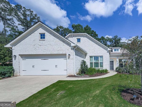 340 Pepperwood Way, Canton