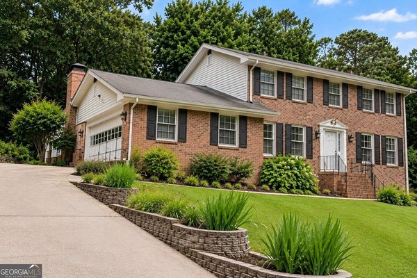 1683 Oak Ridge Circle, Stone Mountain
