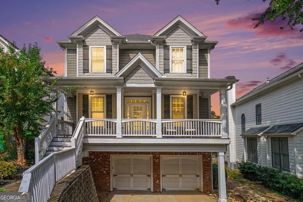 3268 Cates Avenue, Brookhaven