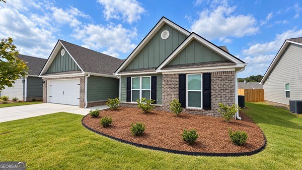 main picture of 131 Lake Meadows Drive, Winder
