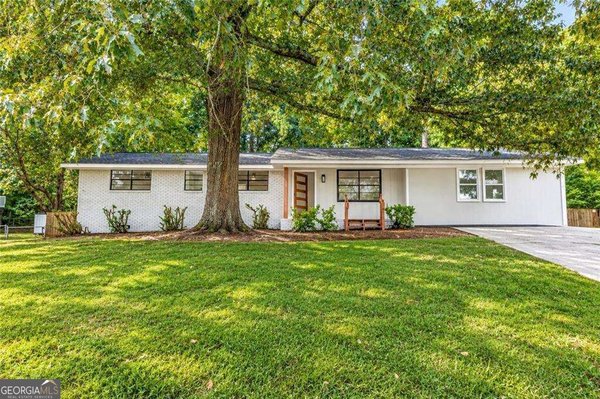 6065 Yucca Drive Douglasville
