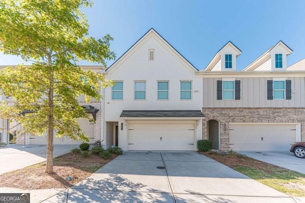 1363 Willamette Way, Marietta