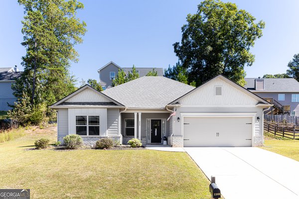 main picture of 2309 Remington Drive, Commerce