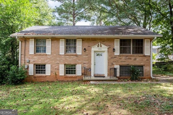 1464 Colony East Circle, Stone Mountain