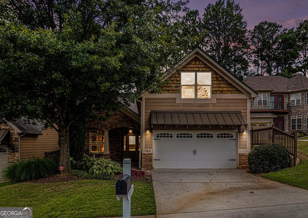 180 Greenview Drive, Newnan
