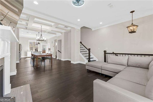 4468 Dunblane Avenue, Sugar Hill