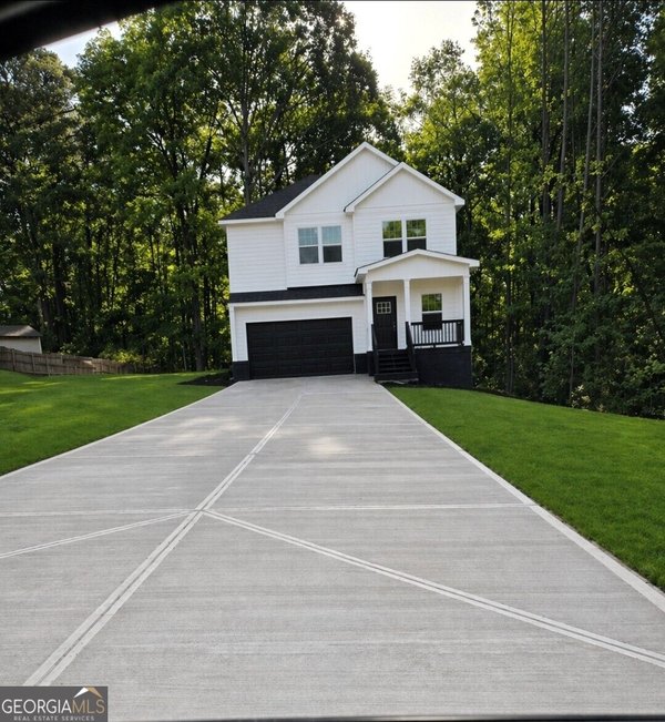 131 Forest Place, Stockbridge