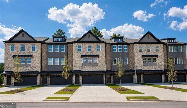 1355 Shree Drive Drive, Cumming