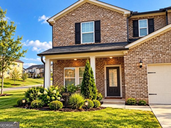 6943 Newcastle Court, Fairburn