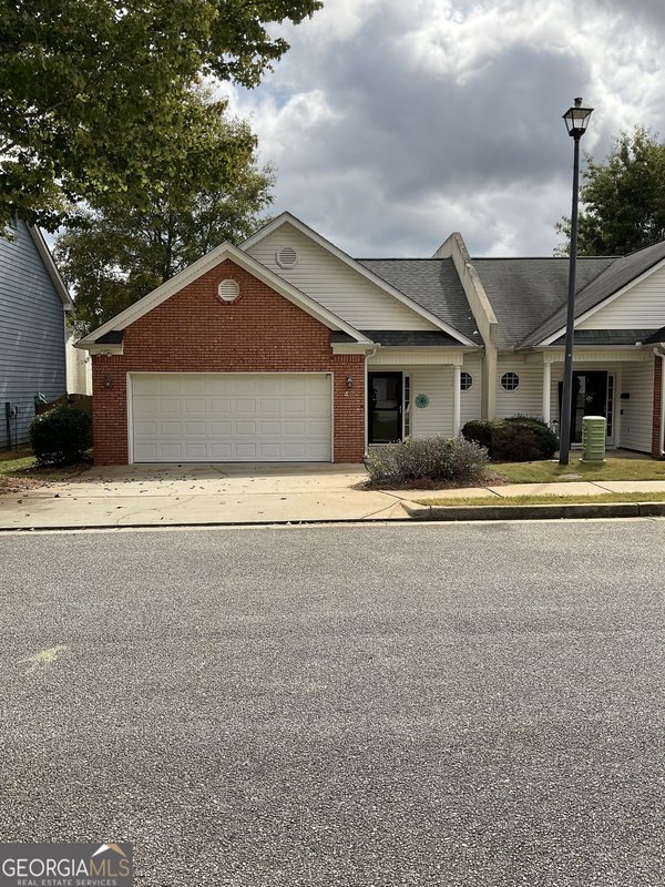 49 Stony Oak Drive, Newnan