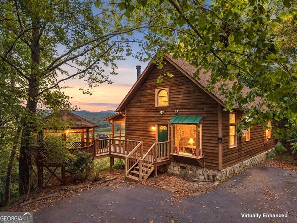 517 Ridge Road, Blue Ridge