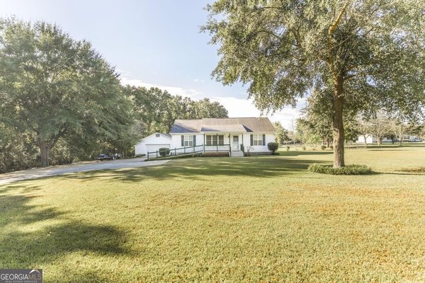 549 Burnett Road Byron