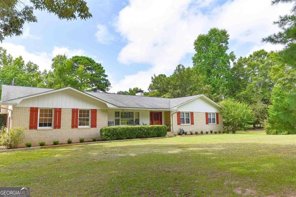 250 Hillview Road, Hampton