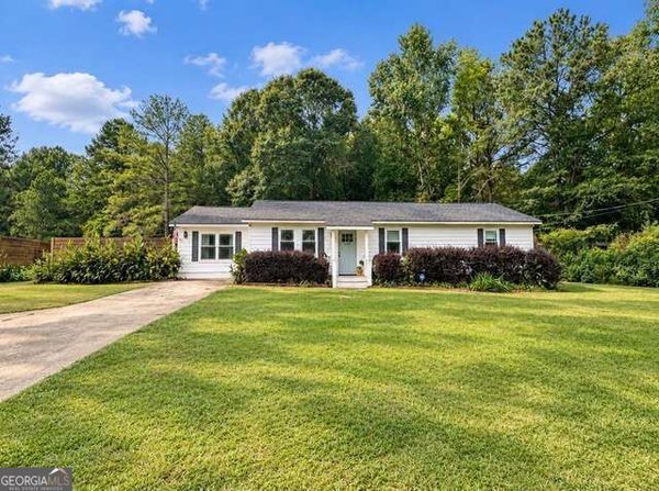 1410 Al Roberts Road, Senoia