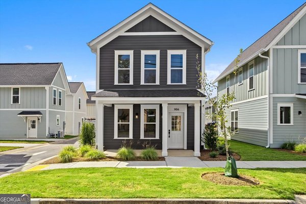 906 Hamilton Street Dalton