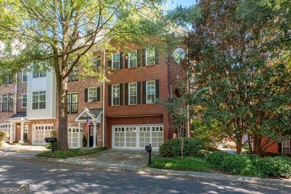 main picture of 1116 Glenridge Place, Sandy Springs