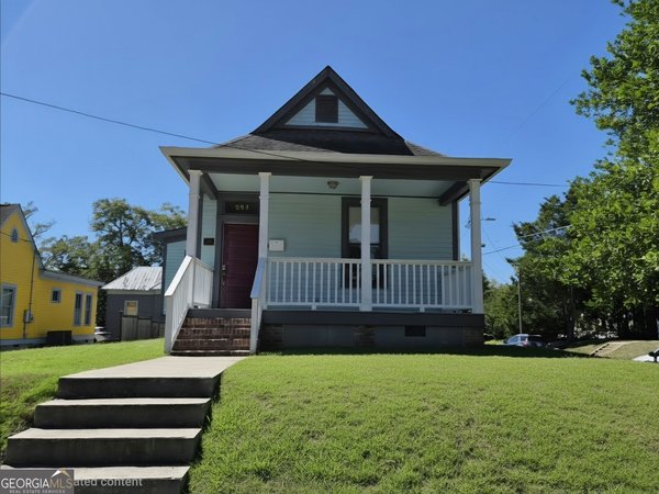 994 Elm Street, Macon