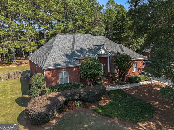 main picture of 615 Wellington Drive, Winder