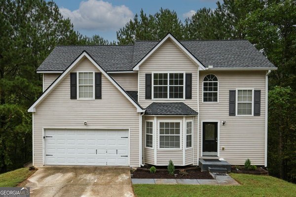 3745 Crowned Eagle Way Douglasville