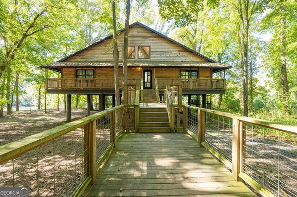 621 Old River Road, Juliette