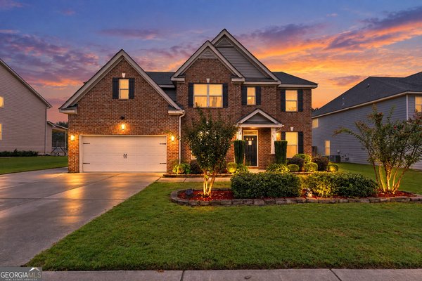 521 Georgia Circle, Loganville