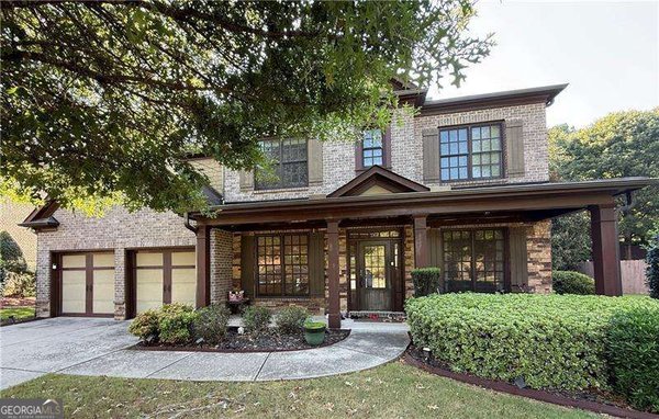 main picture of 450 Findley Way, Johns Creek