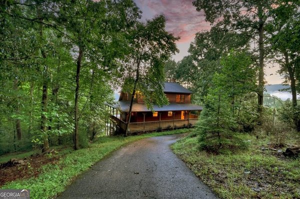 160 Mountain Field Drive, Suches