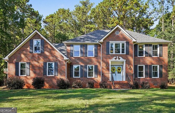 210 Royal Ridge Way, Fayetteville