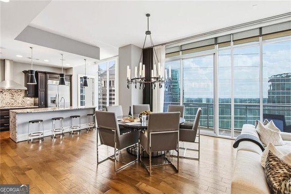 1065 Midtown Loews