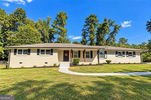 2613 Creek Lane, Snellville