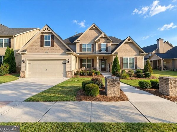 682 Mallard Cove, Loganville