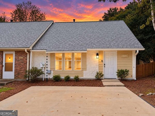 1469 Westwood Court, Marietta