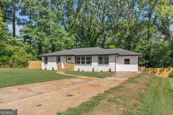2780 Long Way, Decatur