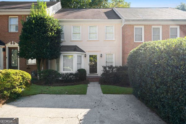 1407 Old Virginia Court, Marietta