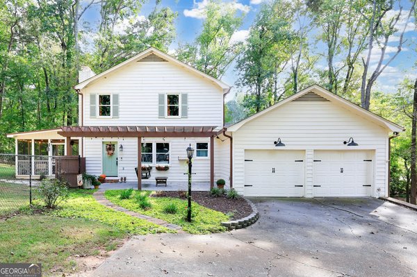 574 Ridge Lake Lane, Marietta
