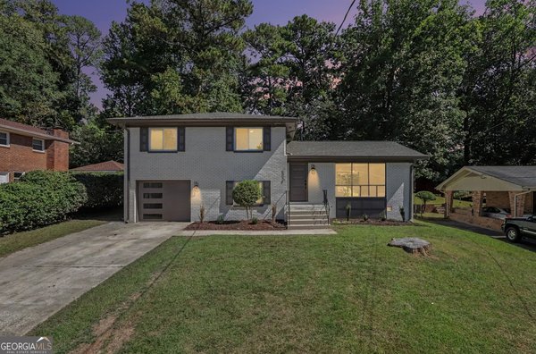 3018 Thrasher Circle, Decatur