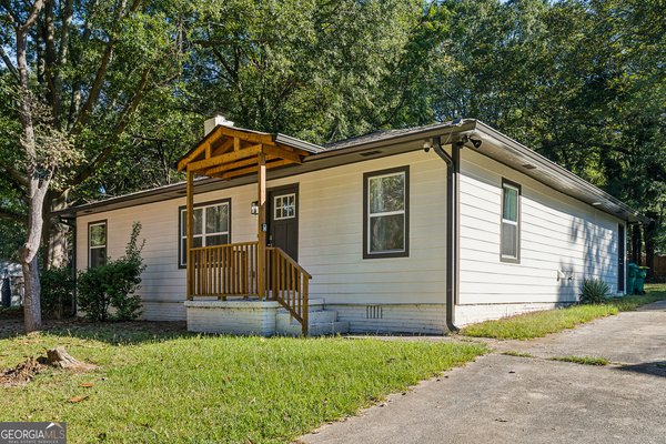 569 Yancey Drive, Forest Park